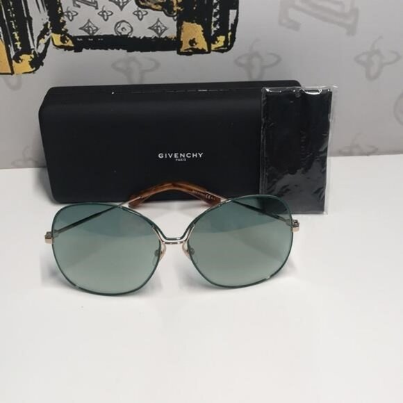 New Authentic Givenchy GV7144/S PEF/EZ Sunglasses – Green/Gold Gradient - Picture 4 of 13